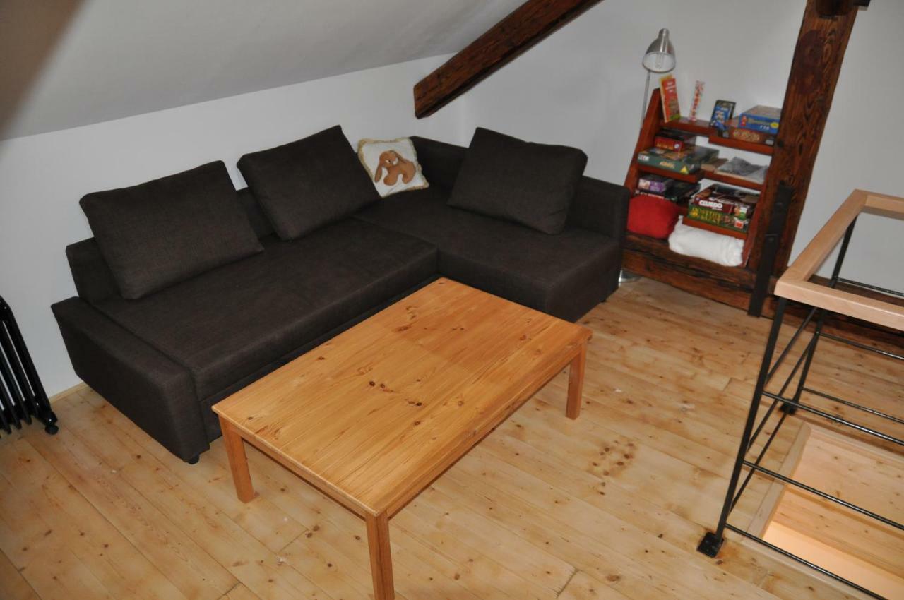 Apartman Stiavnica บันสกา ชีอาว์นีซา ภายนอก รูปภาพ