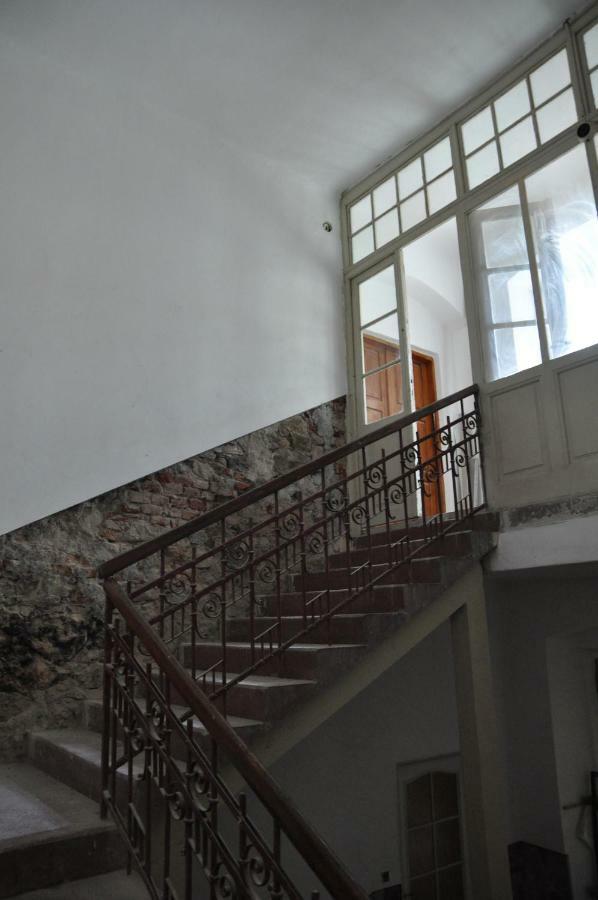 Apartman Stiavnica บันสกา ชีอาว์นีซา ภายนอก รูปภาพ
