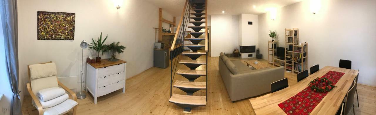 Apartman Stiavnica บันสกา ชีอาว์นีซา ภายนอก รูปภาพ